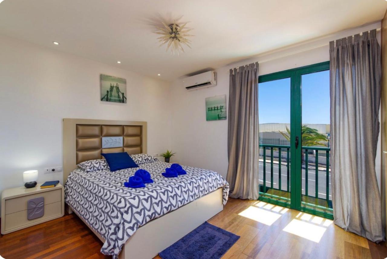 Spacious Private Villa & Private Heated Pool - Villa Sunshine Costa Teguise Eksteriør bilde