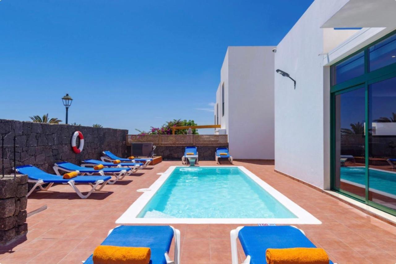 Spacious Private Villa & Private Heated Pool - Villa Sunshine Costa Teguise Eksteriør bilde